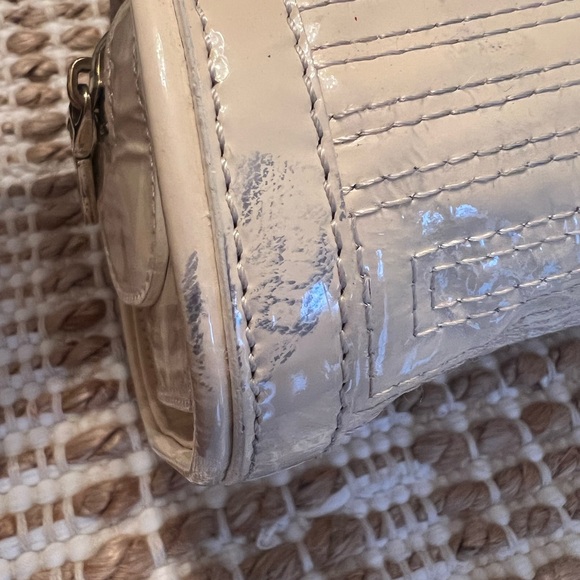 Authentic Gianni Versace Bag. Patent Leather. Made in Italy - Picture 10 of 15